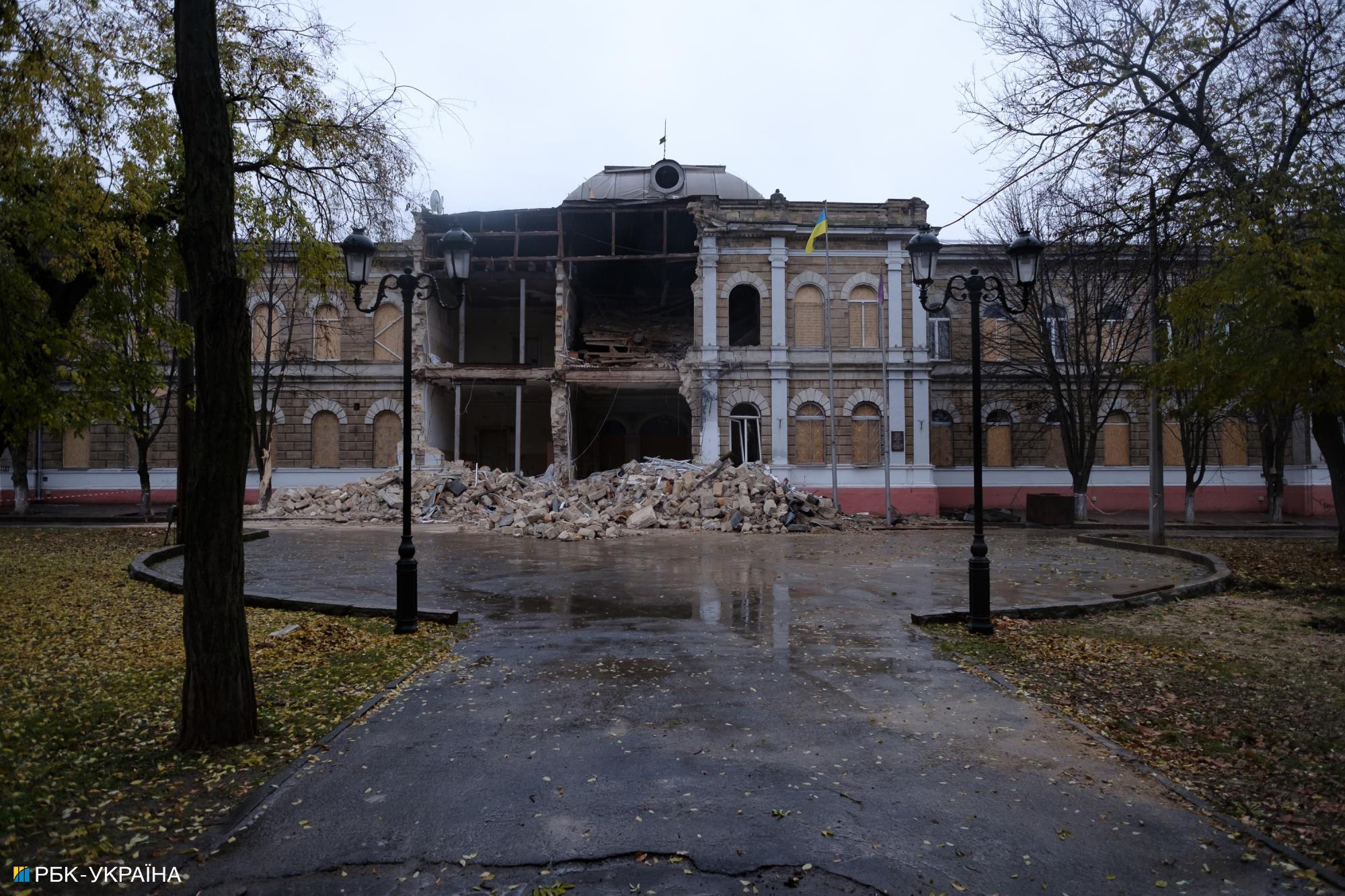 Олександр Сєнкевич: Люди повертаються у Миколаїв, але я рекомендую ще почекати