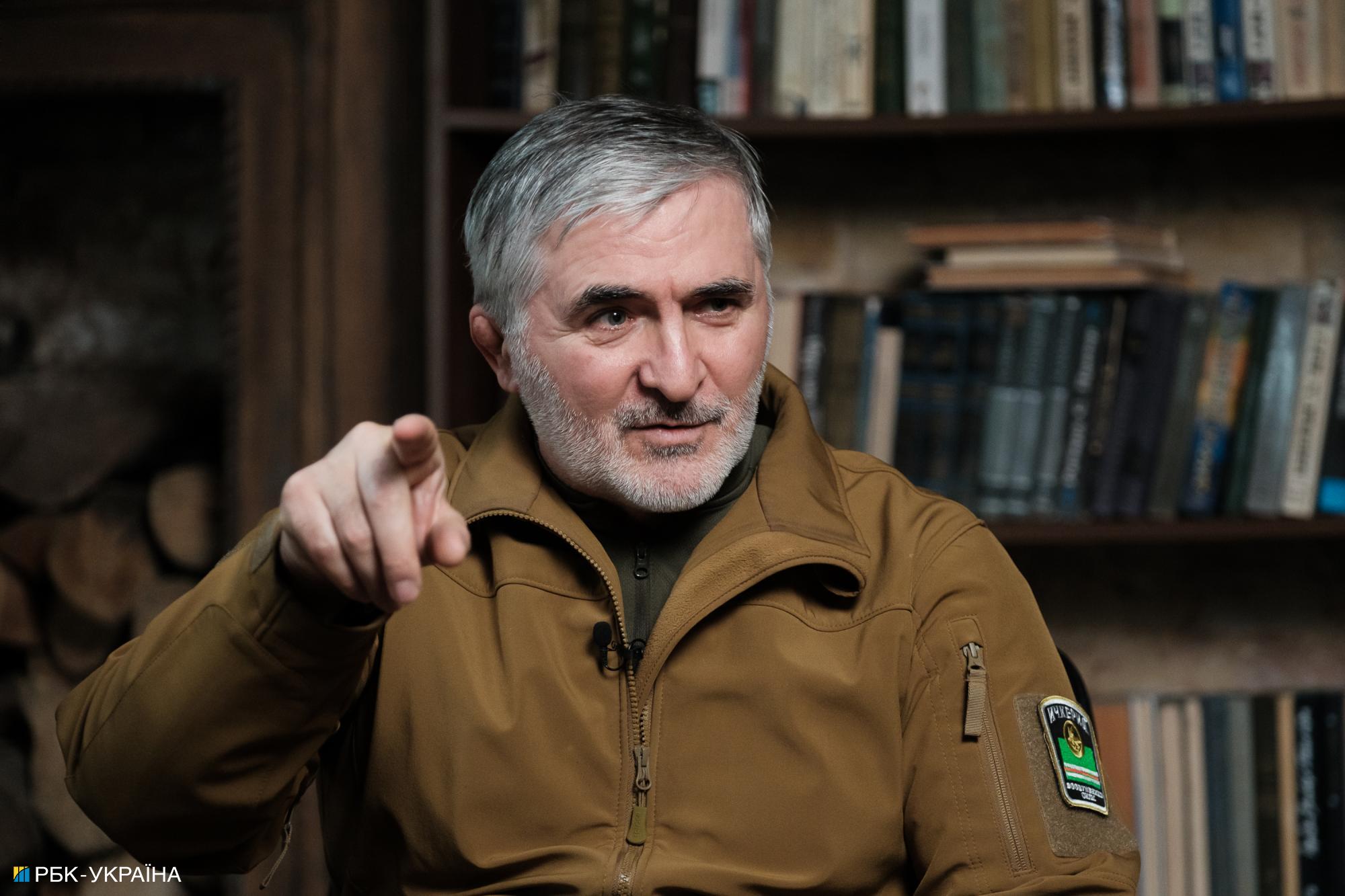 Чеченський командир Муслім Мадієв: Якщо говорити з Росією, її треба ставити на рівень нижче