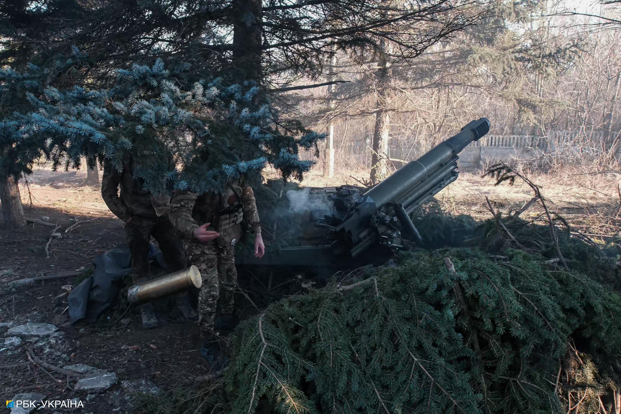 "Мы сохраняем жизнь наших бойцов и забираем у оккупантов". Артиллеристы бригады "Буревій" разбивают колонны россиян