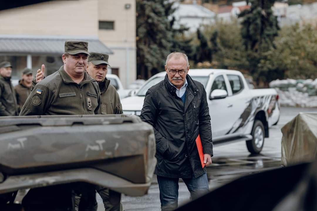 Авіакомпанія «Українські вертольоти» надала воїнам Нацгвардії позашляховики, квадроцикли та інше обладнання на 21 млн грн.