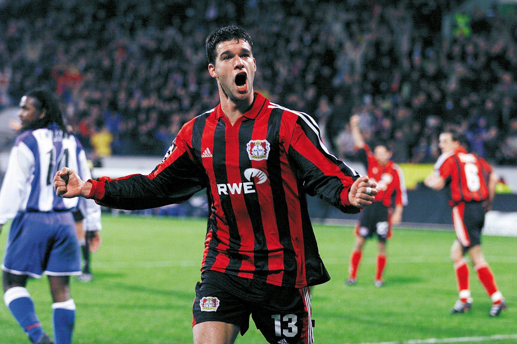 Вечно второй. Как "Байер" стал "Неверкузеном" и снимет ли Хаби Алонсо проклятие десятилетий