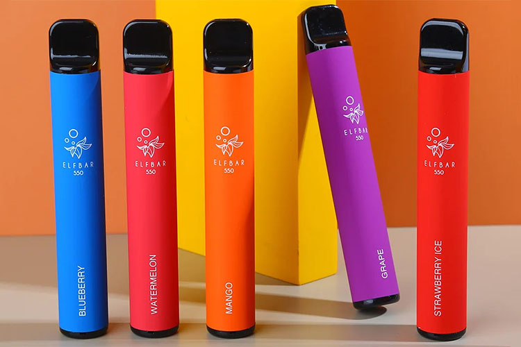 Популярні серед дітей вейпи Elf Bar хочуть заборонити: що відомо