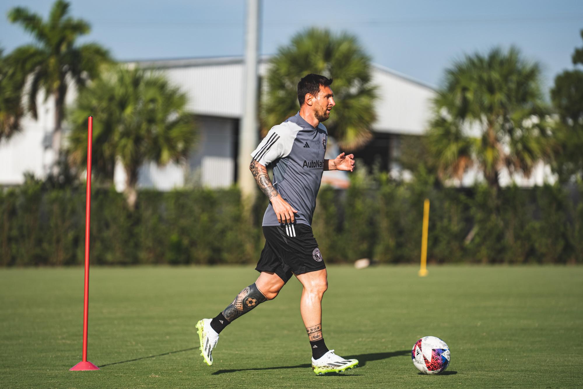 Мессі на порозі дебюту в США: хто суперник, прогноз букмекерів і де дивитися в Україні