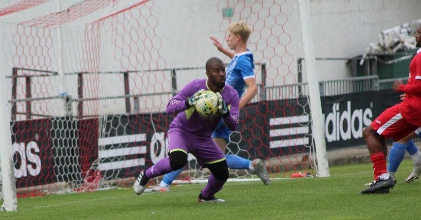 "Худшего начала 2022-го не может быть": 29-летний футболист утонул во время отпуска (фото)