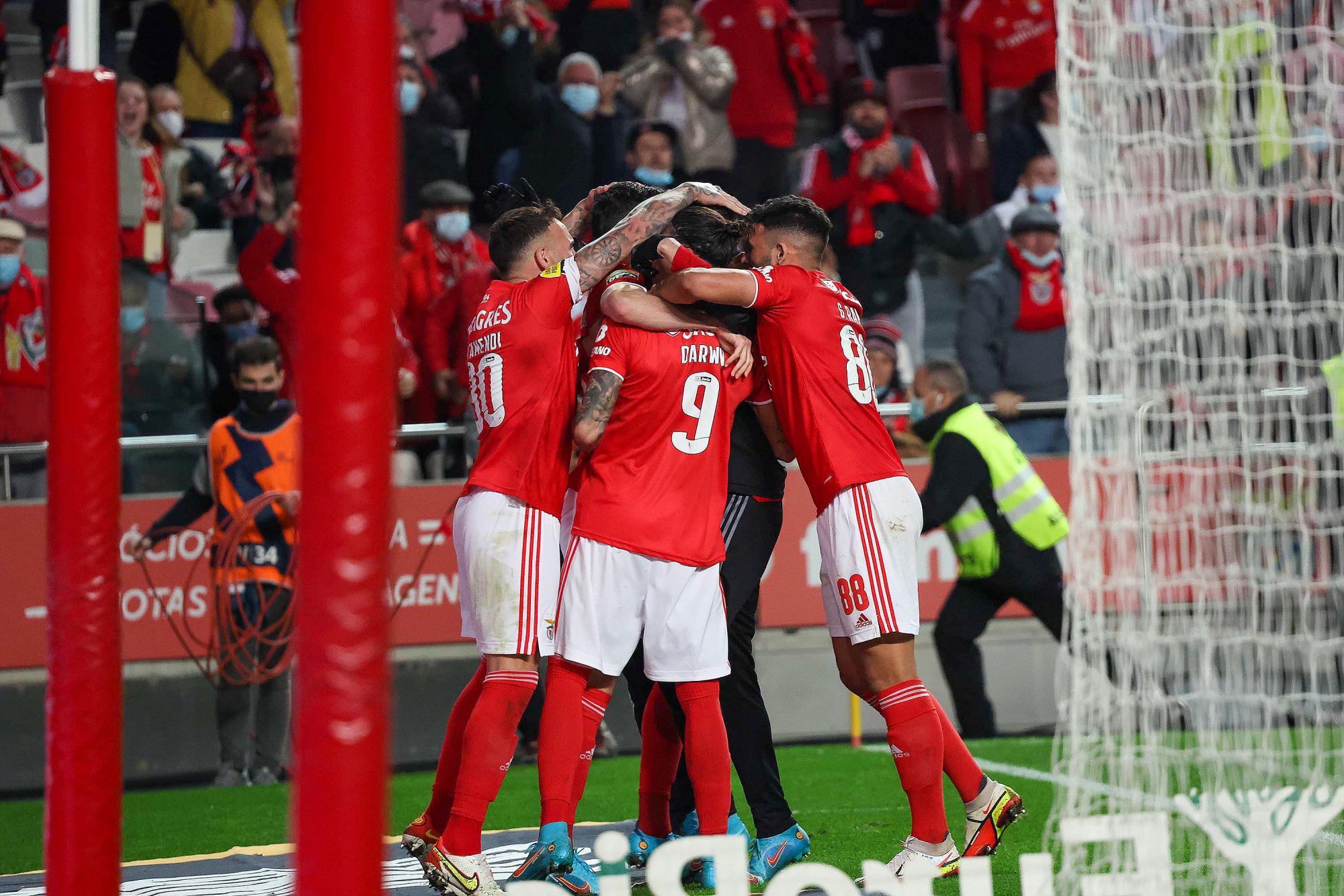 "Бенфіка" – "Аякс": анонс матчу 1/8 фіналу Ліги чемпіонів