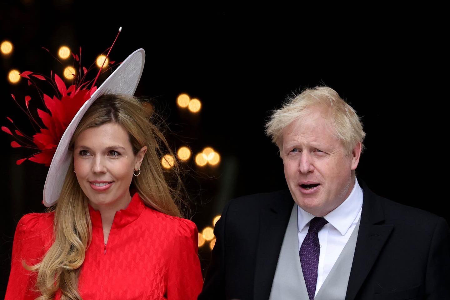 Жена Бориса Джонсона поразила всех красотой, покидая Даунинг-стрит (фото)