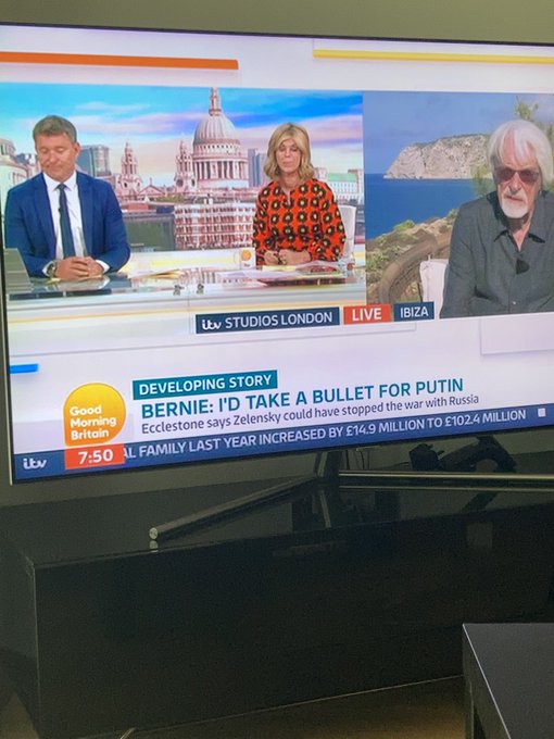 "Готов принять пулю за Путина": легенда Формулы-1 слетел с катушек (видео)