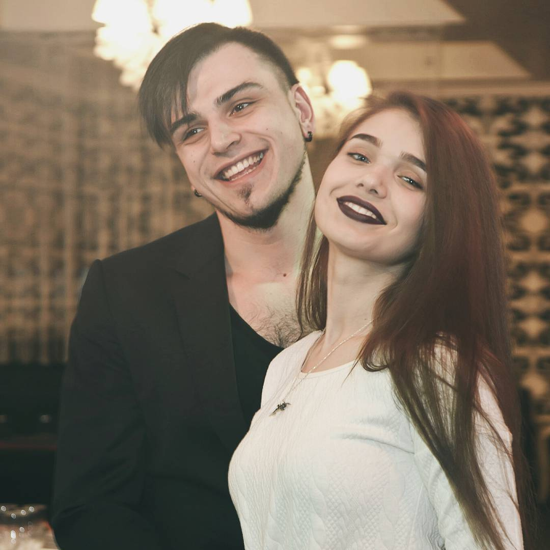 Такими вы их не видели: как выглядели Саша Бо и Игорь Пустовит до того, как стали мегапопулярными (фото)