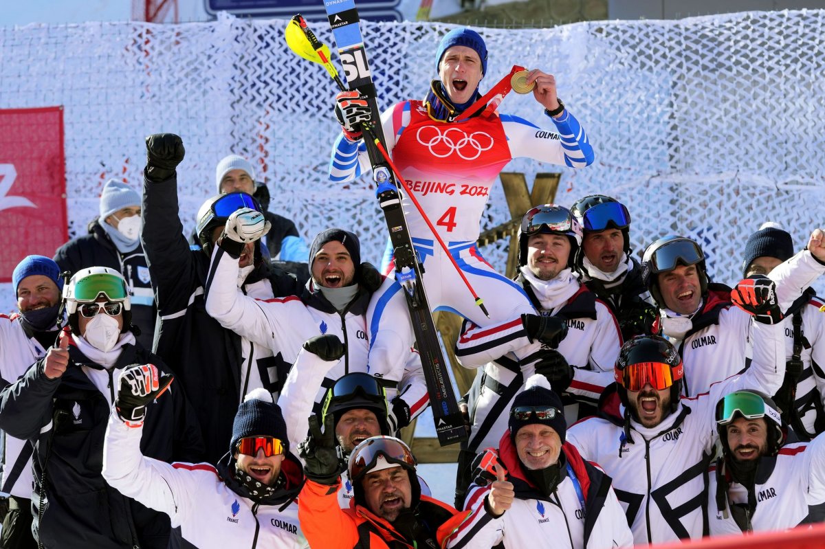 Олимпиада-2022: итоги дня 16 февраля и медальный зачет