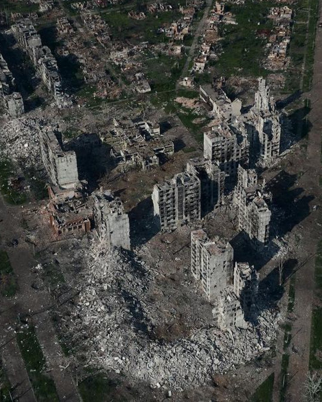 До Бахмуту 5 км. Що відбувається на південному фланзі і чому росіянам час тікати з Кліщіївки