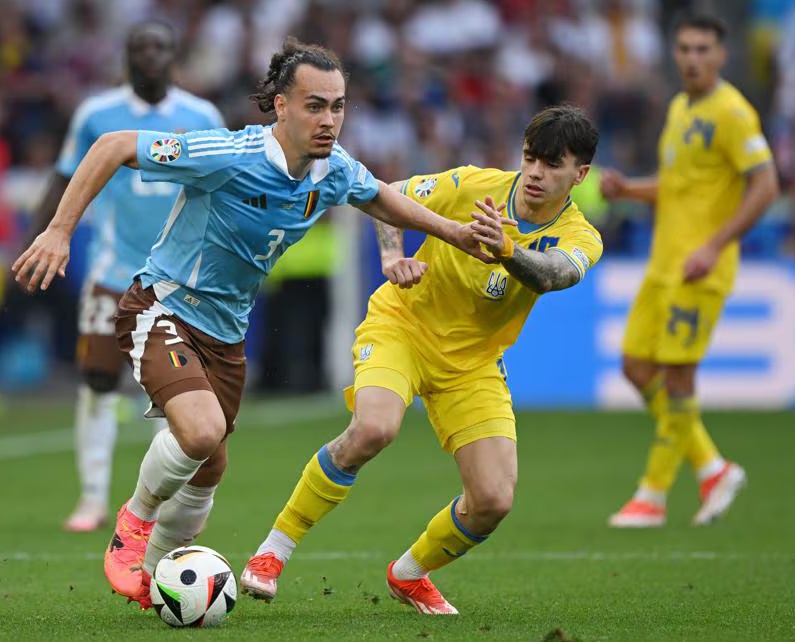 Усик знову абсолютний, футбольне "золото" ЧС та новий рекорд Магучіх: де українці запалюватимуть у 2025-му