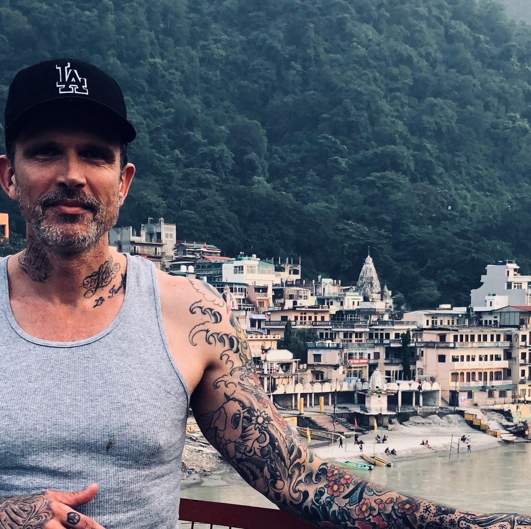 Экс-мужа покойной Шеннен Доэрти арестовали: что известно