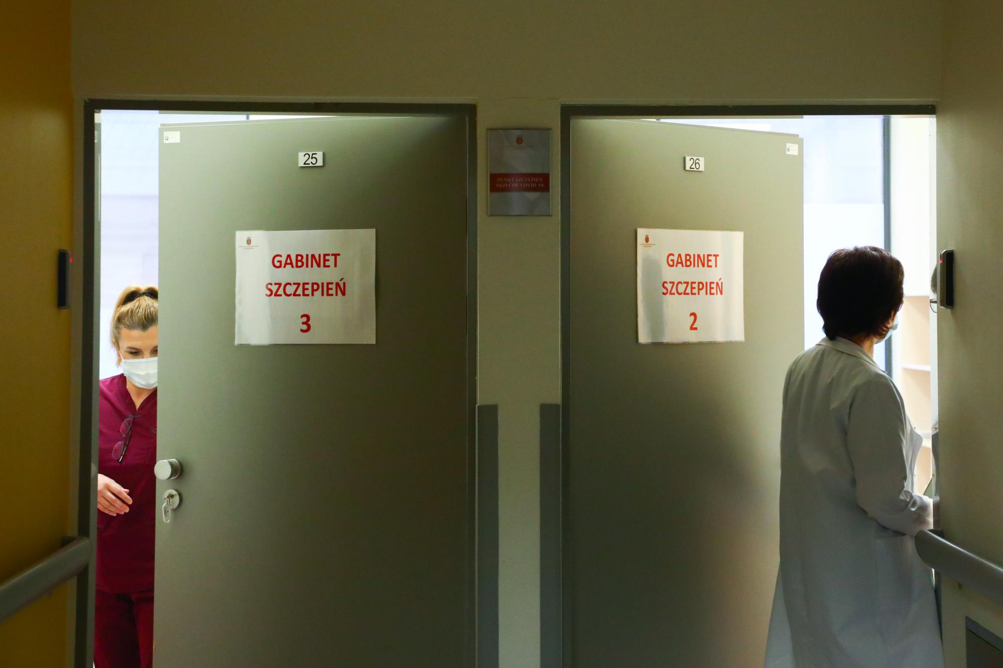 Консультации и рецепты на лекарства. Куда обращаться за медицинской помощью в Польше