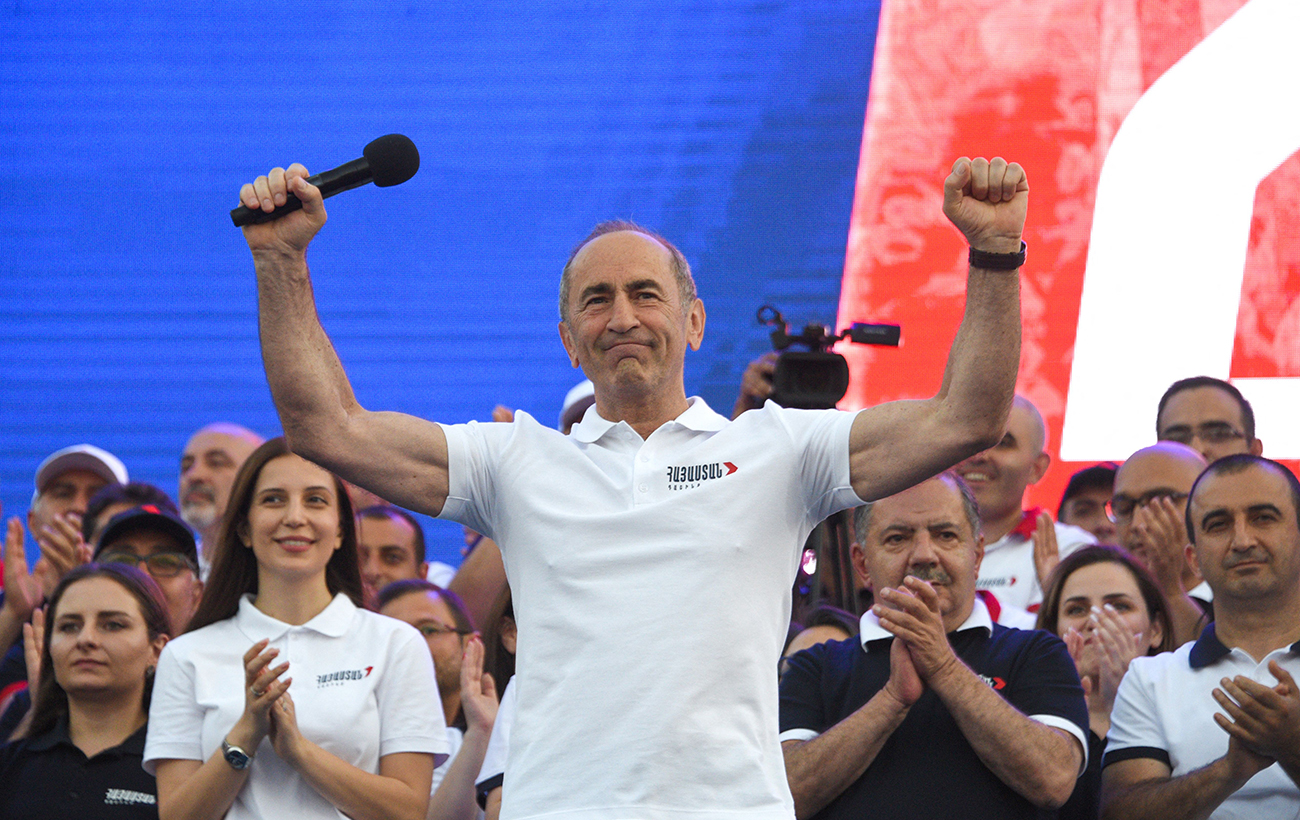 Выборы, которые изменят все: сможет ли Армения вырваться из тени России?