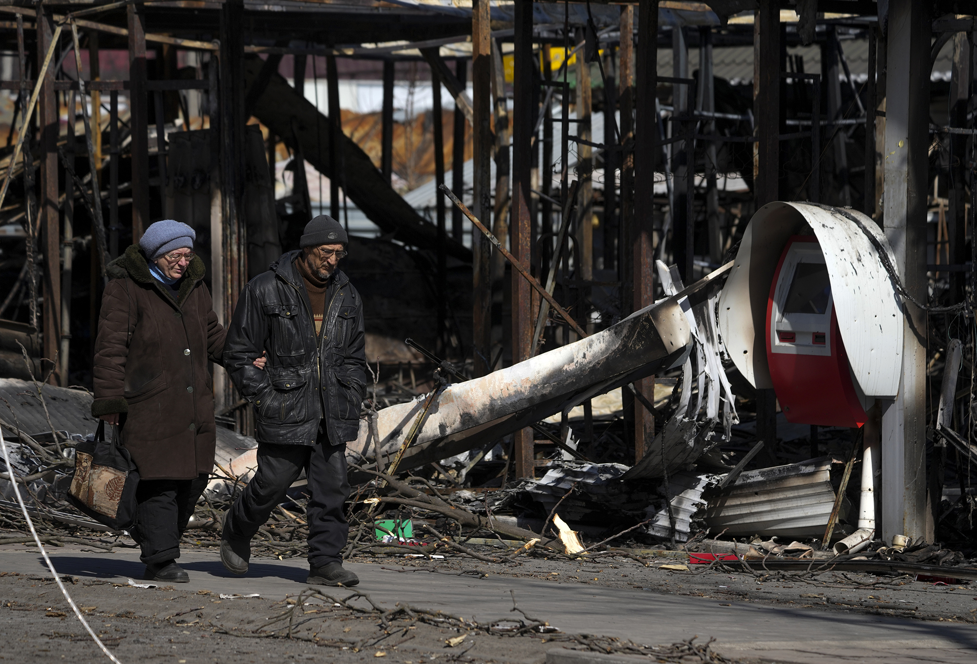 Эти кадры разрушенного Мариуполя должны увидеть во всем мире (фоторепортаж)