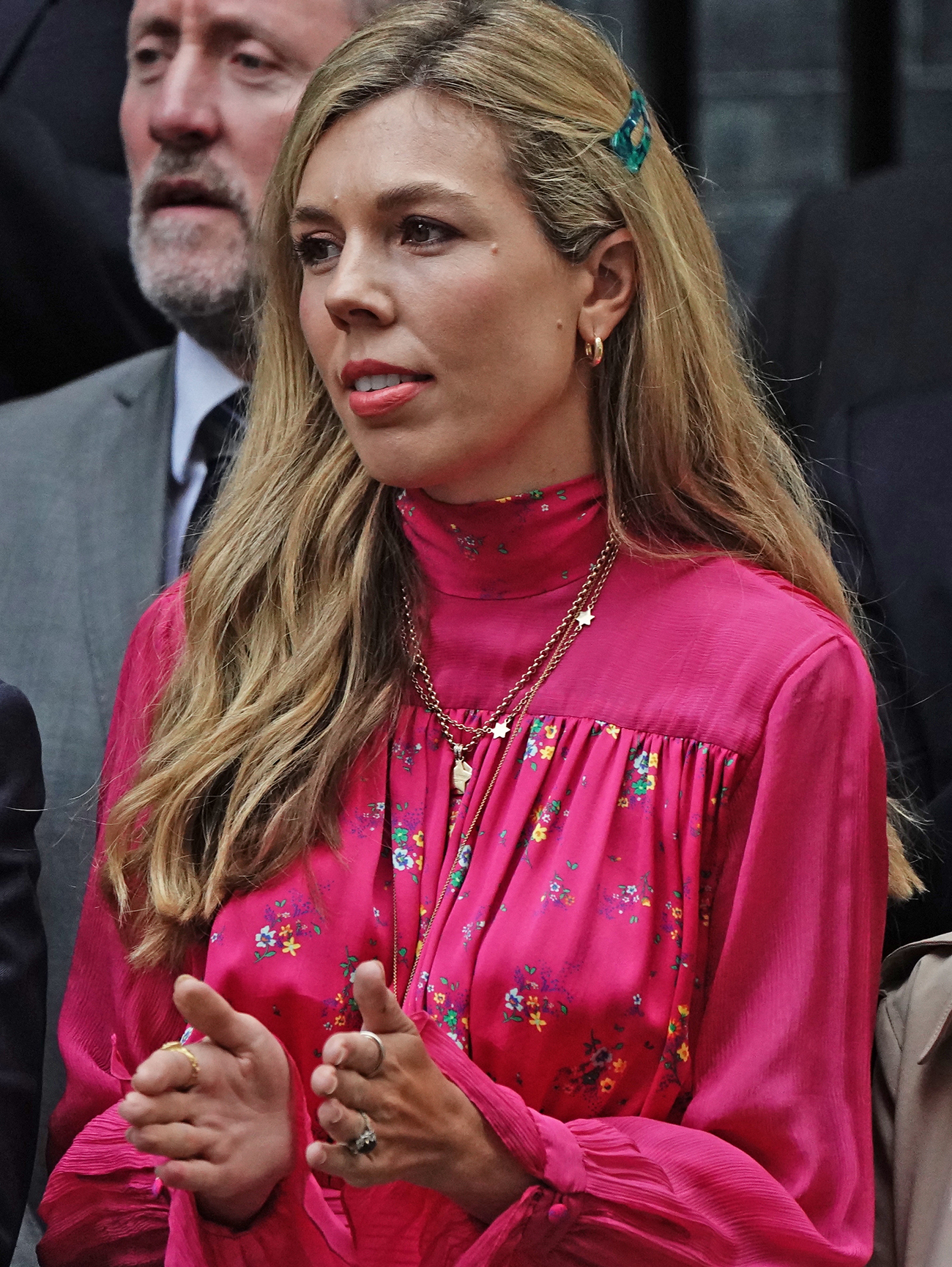 Жена Бориса Джонсона поразила всех красотой, покидая Даунинг-стрит (фото)