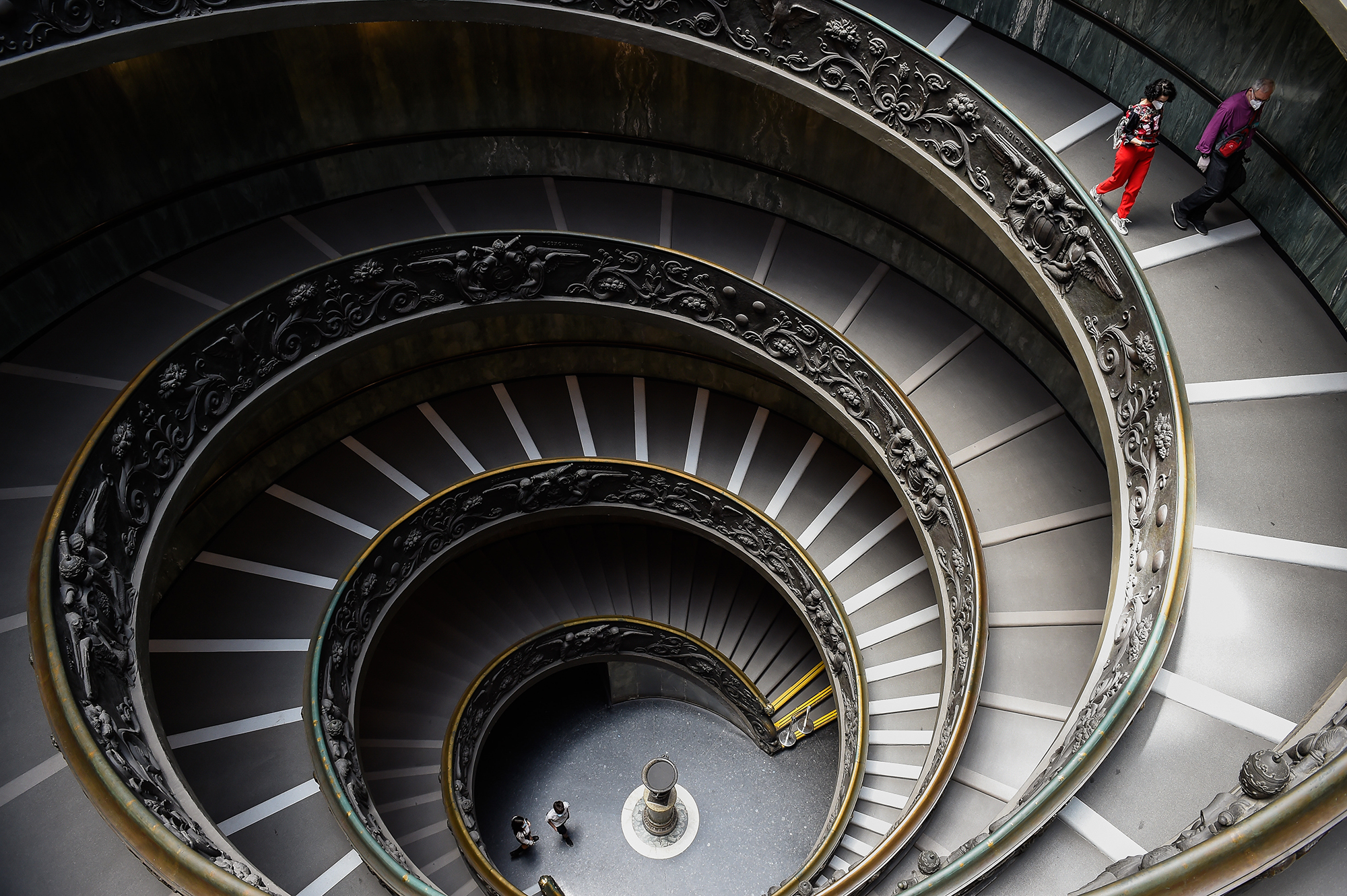 А вы знали, в какой стране меньше всего жителей? 850 человек и очень близко к Украине