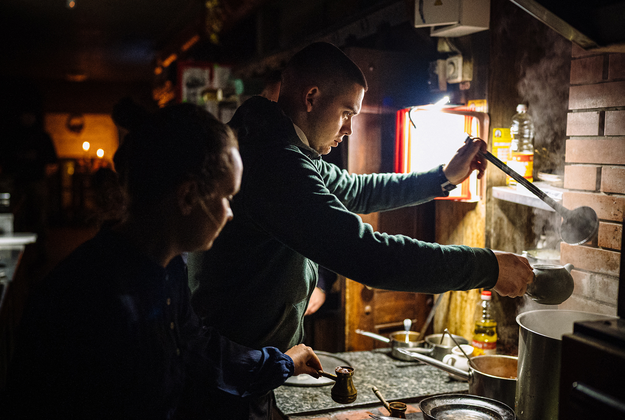 До весны в Киеве могут закрыться 20% заведений: как рестораны выживают без света