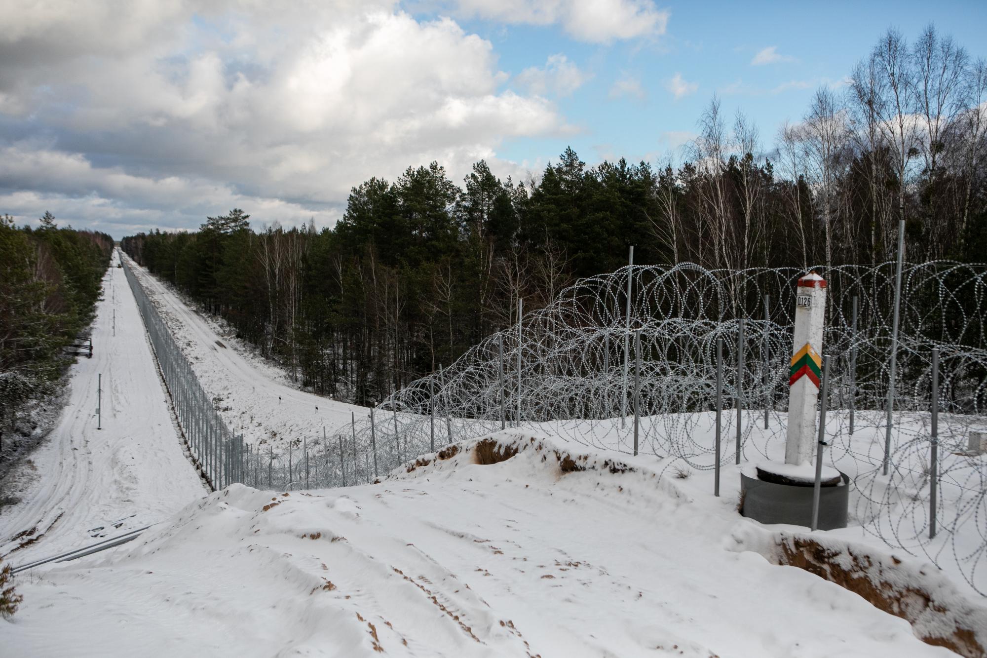 Стіна безпеки. Як Україна хоче відгородитися від Білорусі і що може цьому завадити