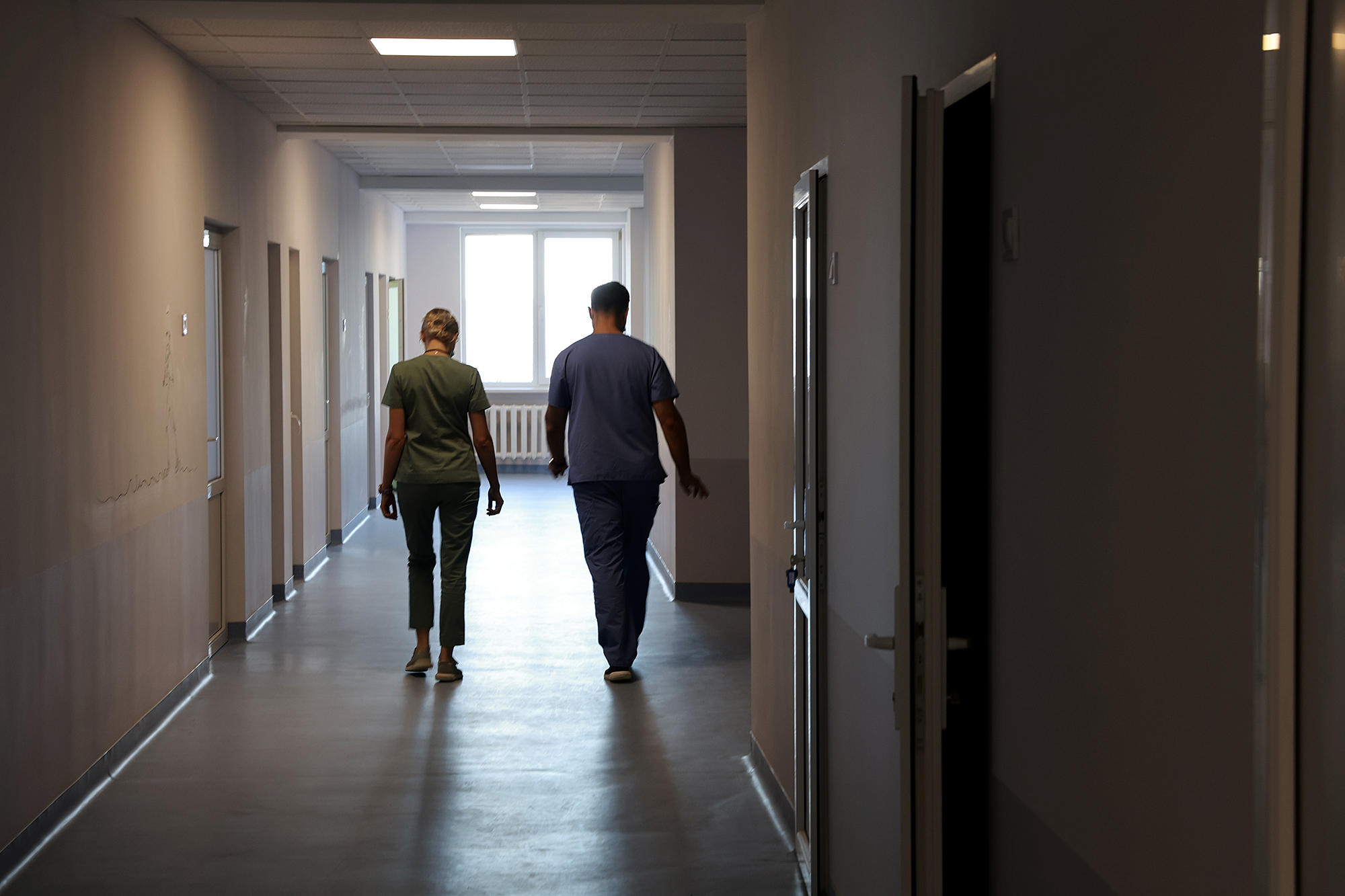 Требование денег и отказ лечить. На что пациенты чаще всего жалуются в НСЗУ