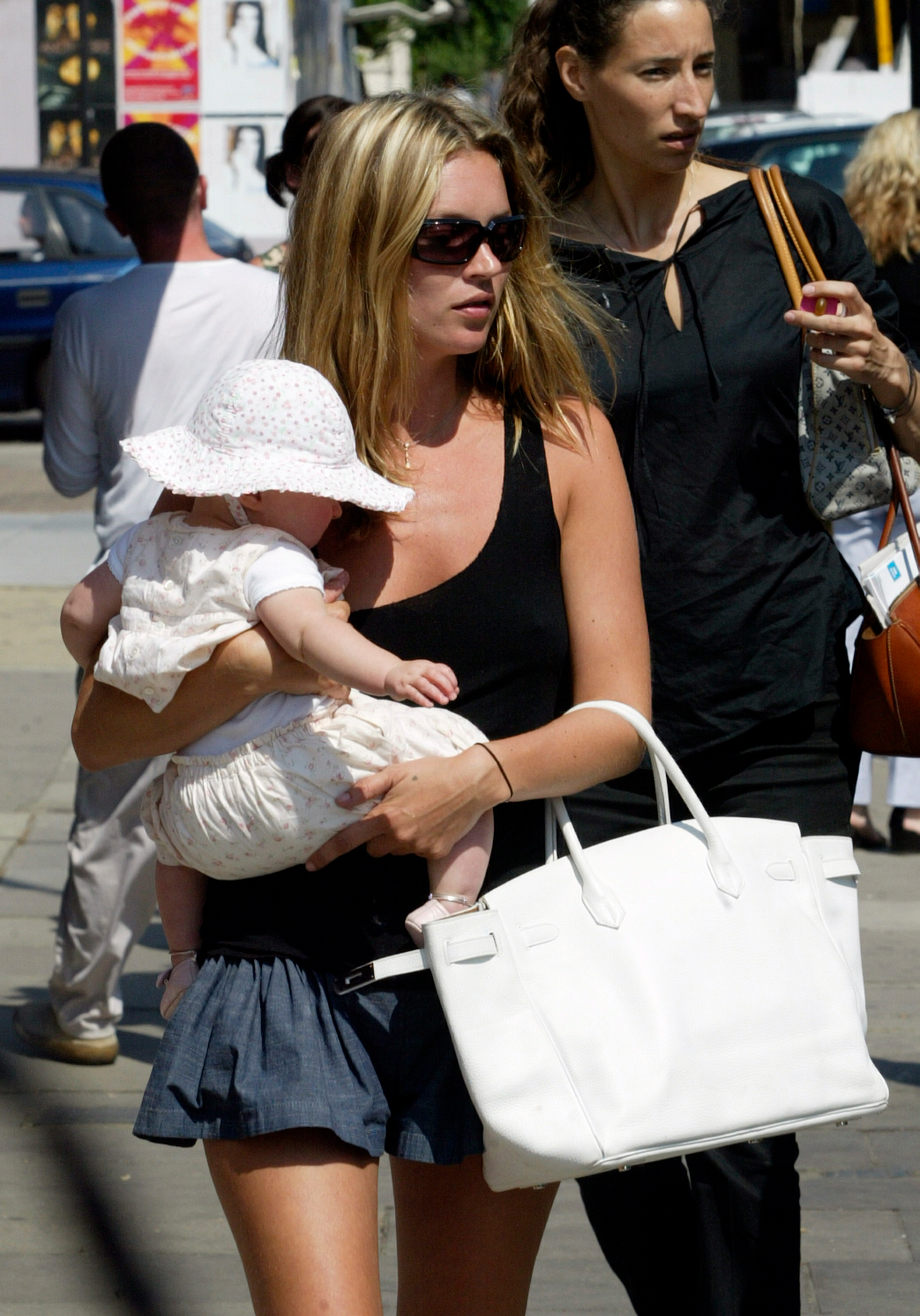 Кейт Мосс на архивных фото и сегодня: как менялась икона героинового шика с годами