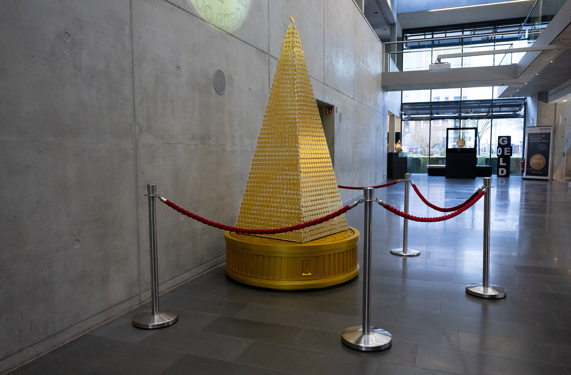 Найдорожчі ялинки світу: факти про новорічні дерева, від яких у шоці навіть мільярдерів