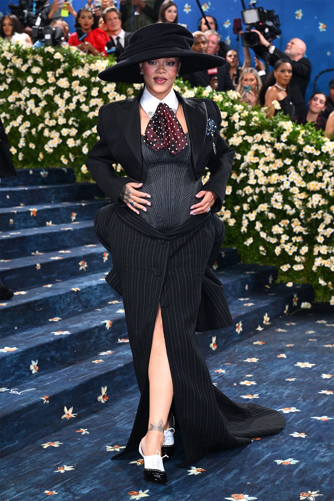 Помер батько співачки Ріанни: що відомо та якими були їхні стосунки