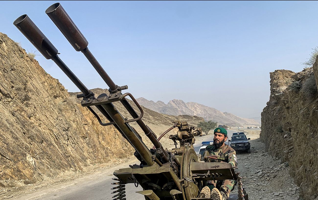 "Відкрита війна": чому між Пакистаном і Афганістаном спалахнули бої