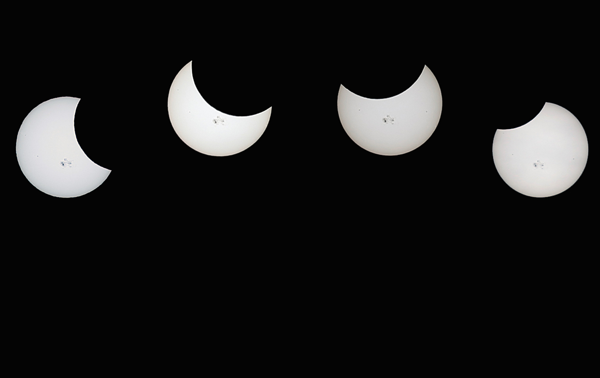 Нисходящая Луна: чего ожидать от небесных светил с 9 по 23 ноября