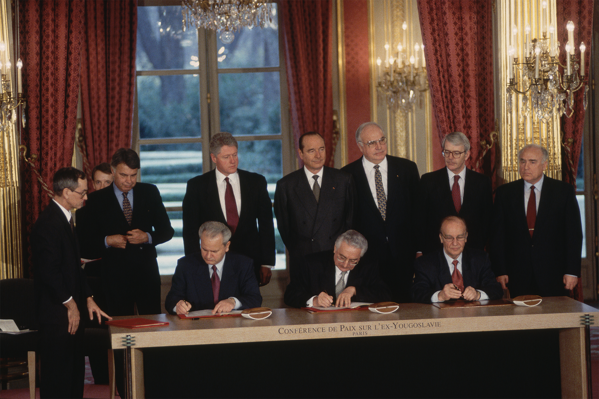 Хрупкий мир на Балканах: что может вызвать новый кризис в Европе и при чем здесь Трамп