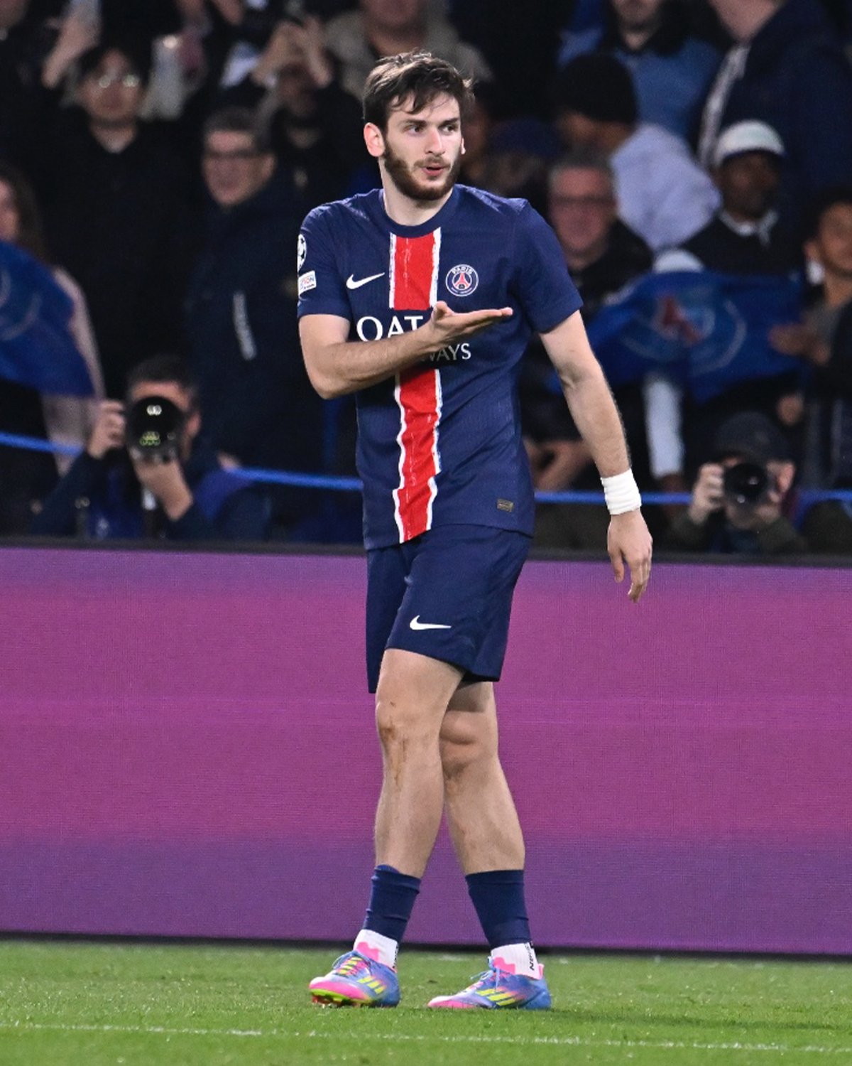 Ліга чемпіонів: "Барселона" розбила "Боруссію", ПСЖ переміг "Астон Віллу" з голами-шедеврами