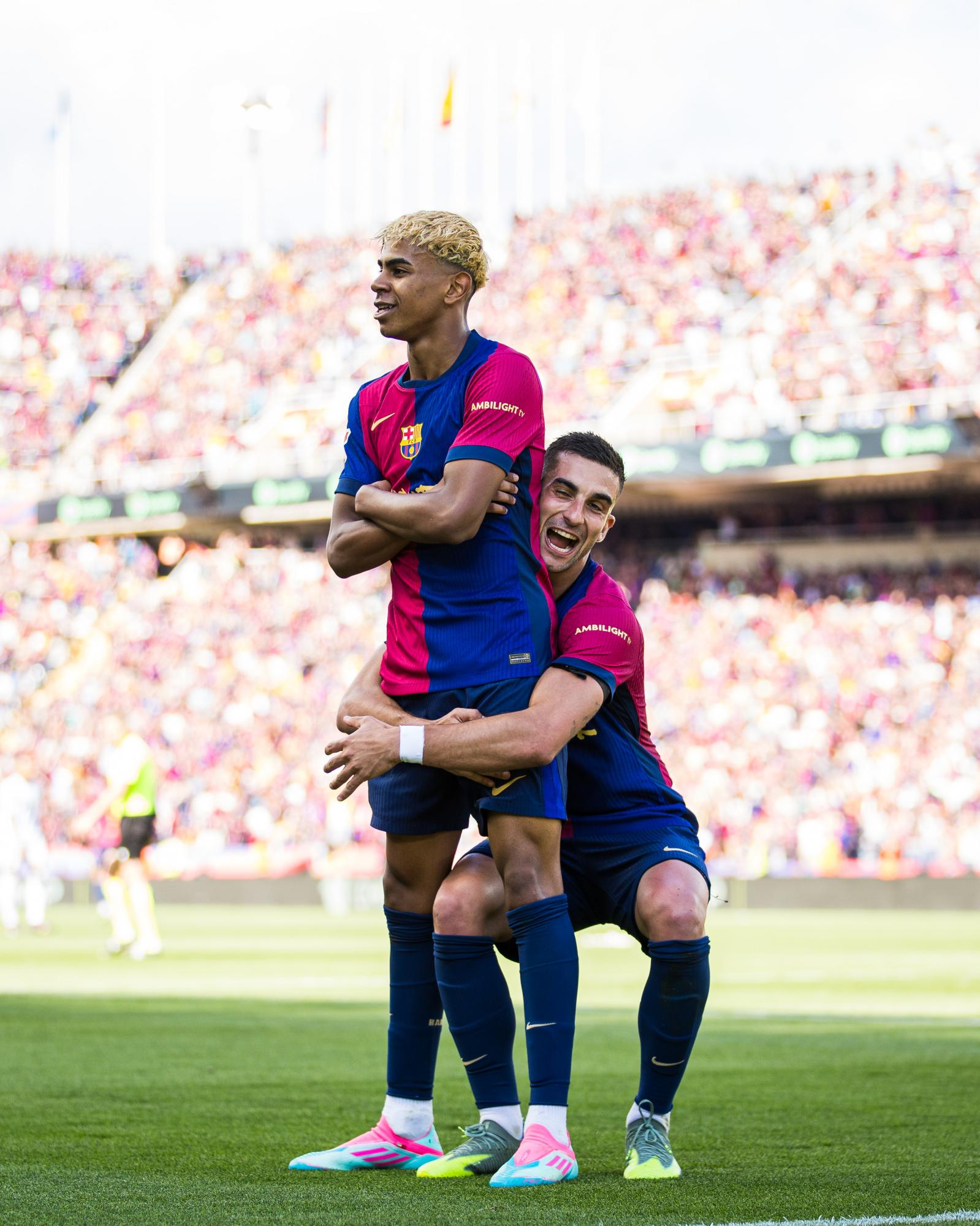 "Барселона" в божевільному Ель Класіко принизила "Реал" та майже гарантувала собі чемпіонство