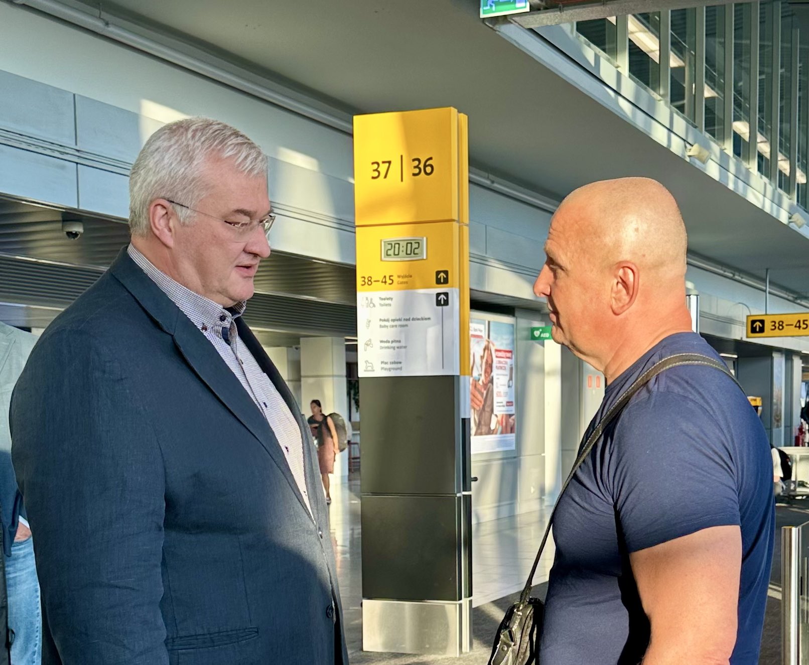 Росія після чотирьох років катувань звільнила з в'язниці кримського журналіста Єсипенка