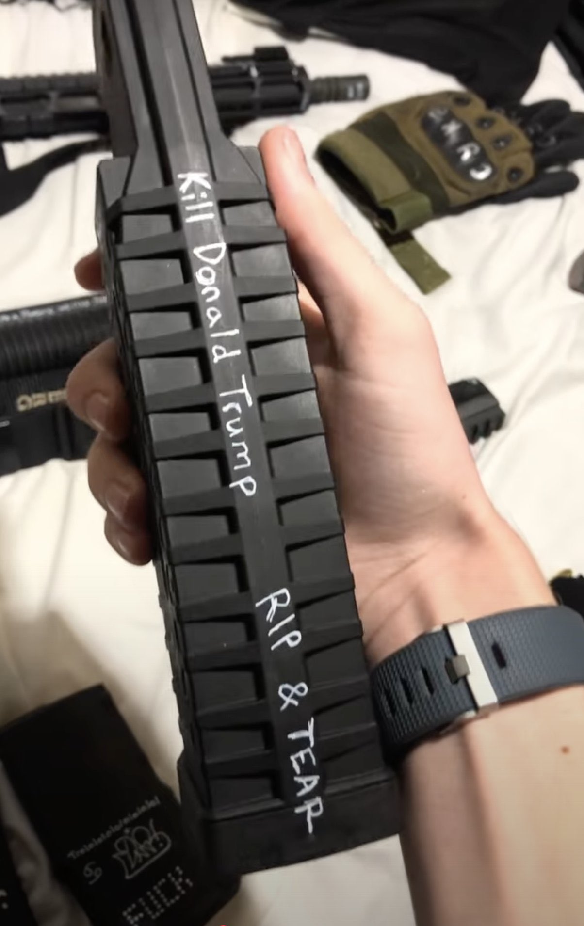 В США чоловік розстріляв месу в католицькій школі: загинуло двоє дітей, є поранені