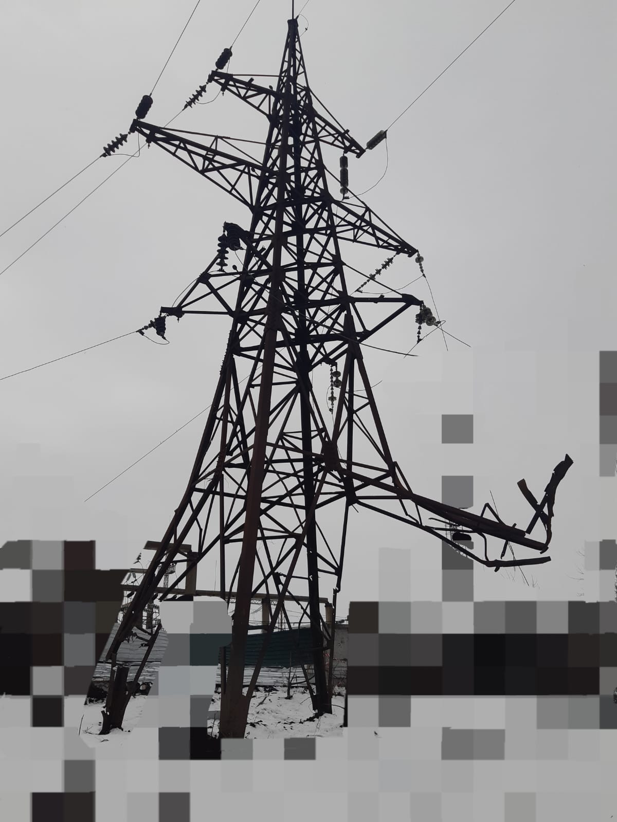 "Работаем там, где идут боевые действия": интервью с энергетиком о цене света во время войны