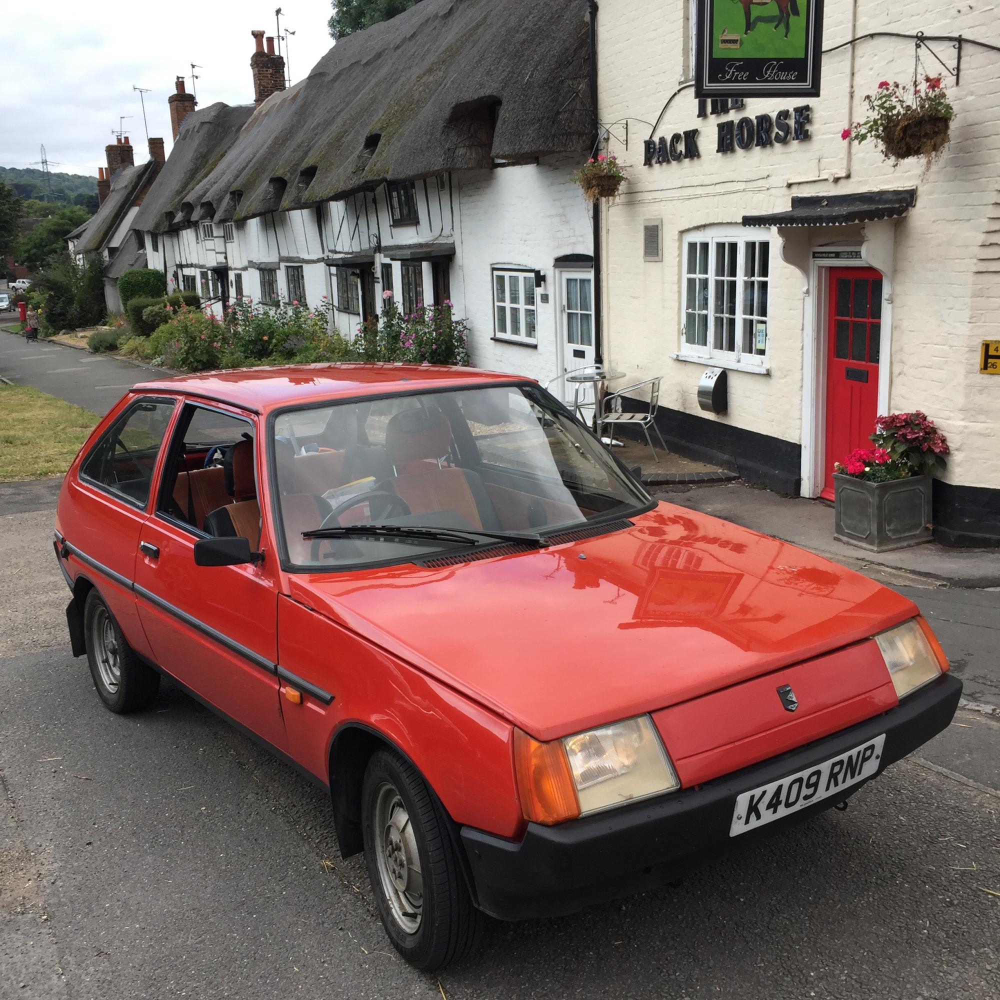"Запорожці" у Бельгії та КрАЗи у Британії: як українські автомобілі продавались у Європі