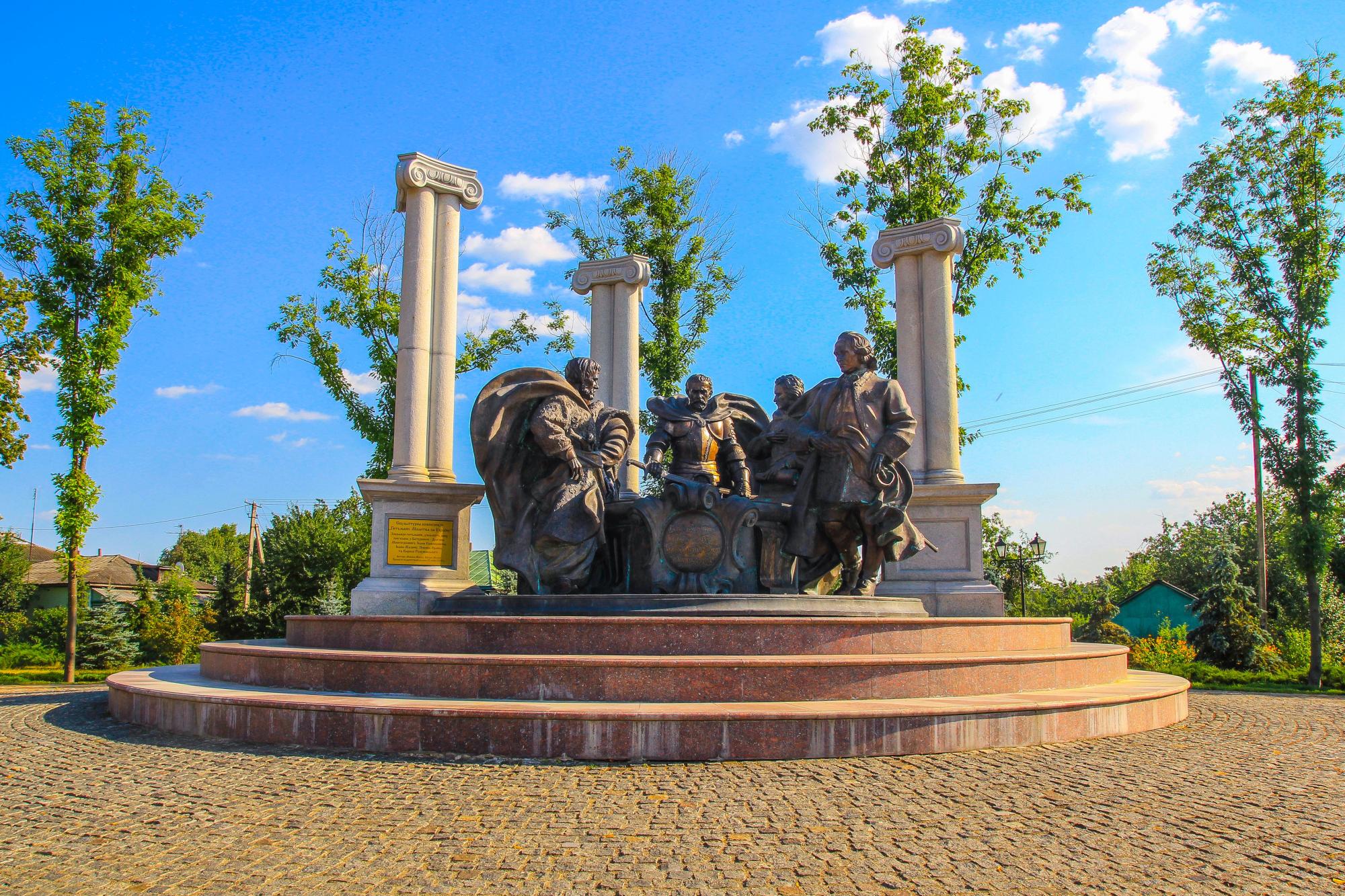 Від Виговського до Хмельницького. Де поховані творці української державності