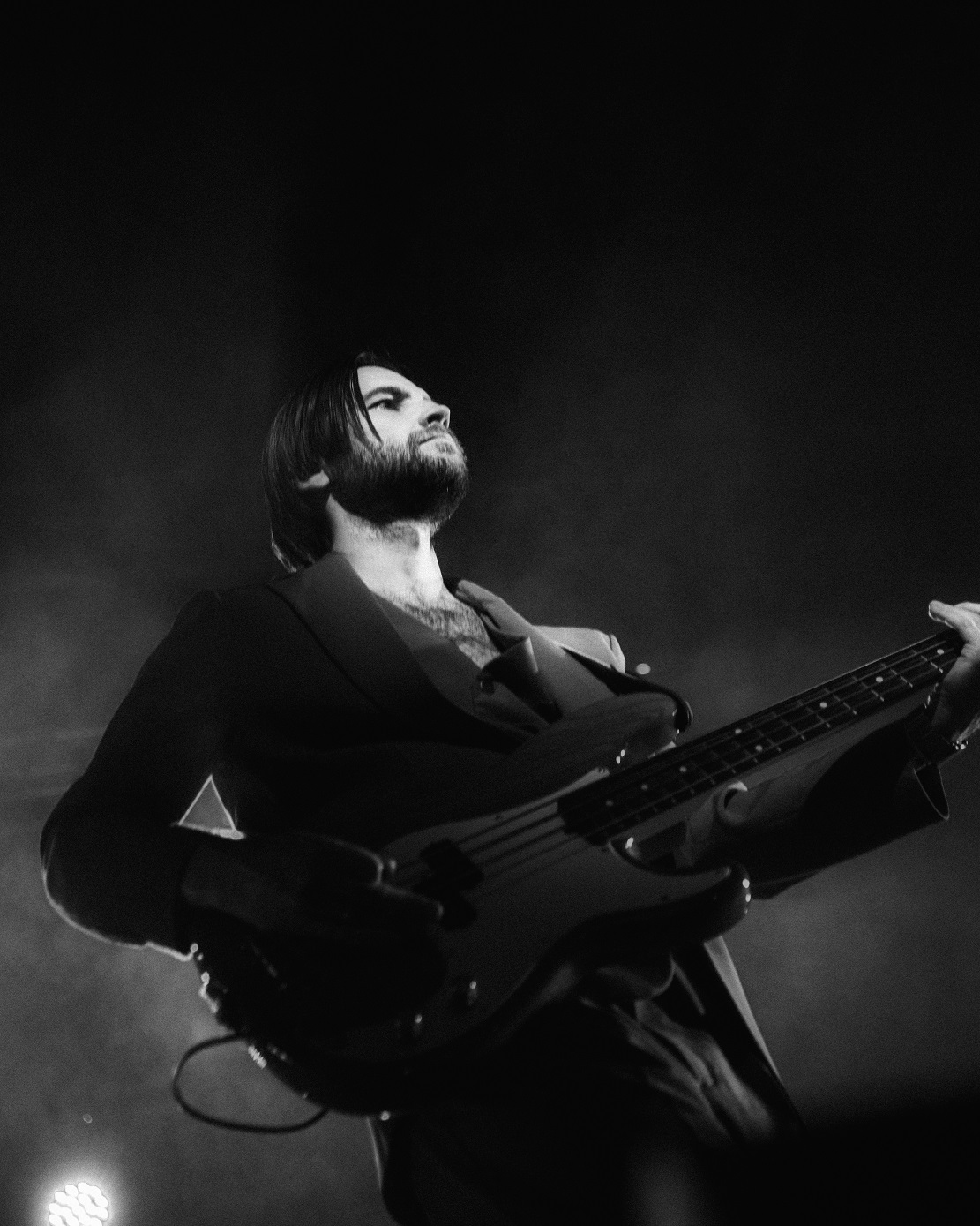 Українських музикантів закидали білизною на концерті в Києві (фото)