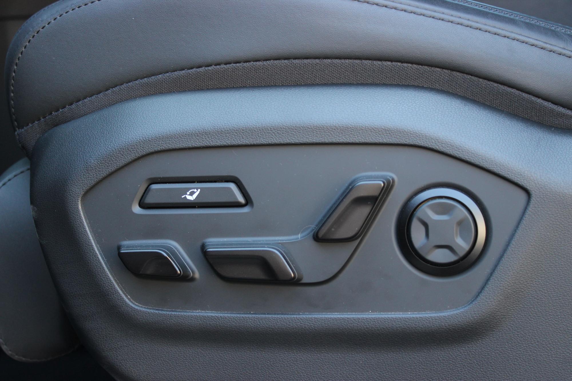 Тест-драйв Hyundai Santa Fe: переваги та недоліки нового кросовера