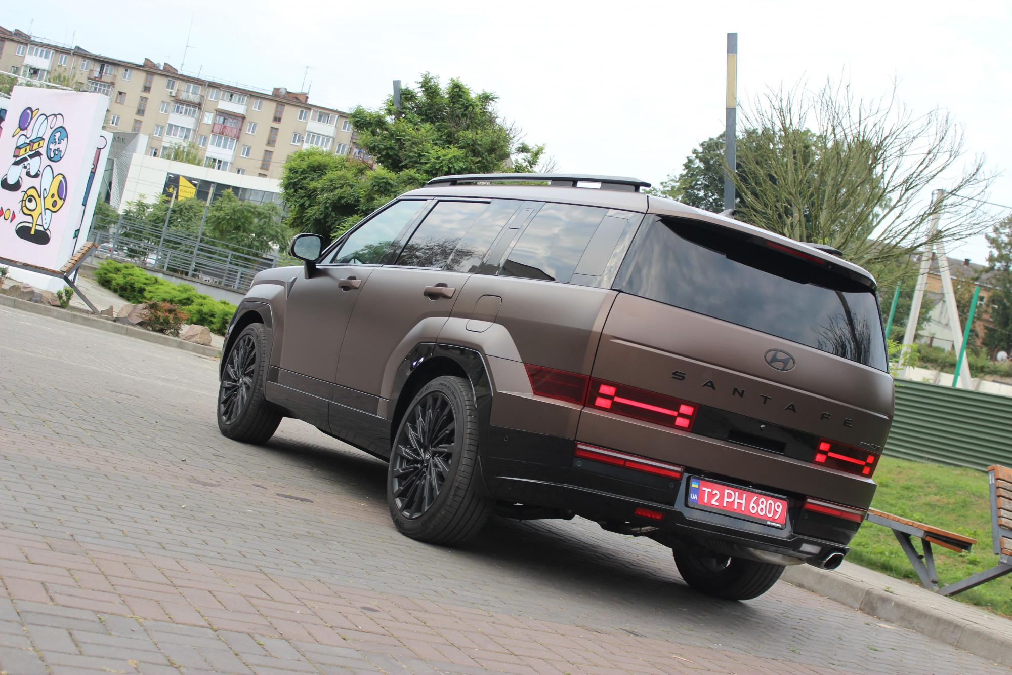 Тест-драйв Hyundai Santa Fe: переваги та недоліки нового кросовера