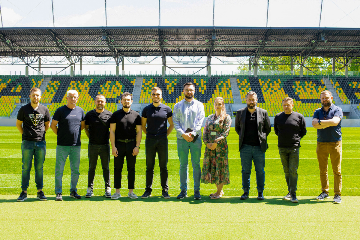 Где украинские клубы будут играть домашние матчи в еврокубках-2025/26: полный список стадионов