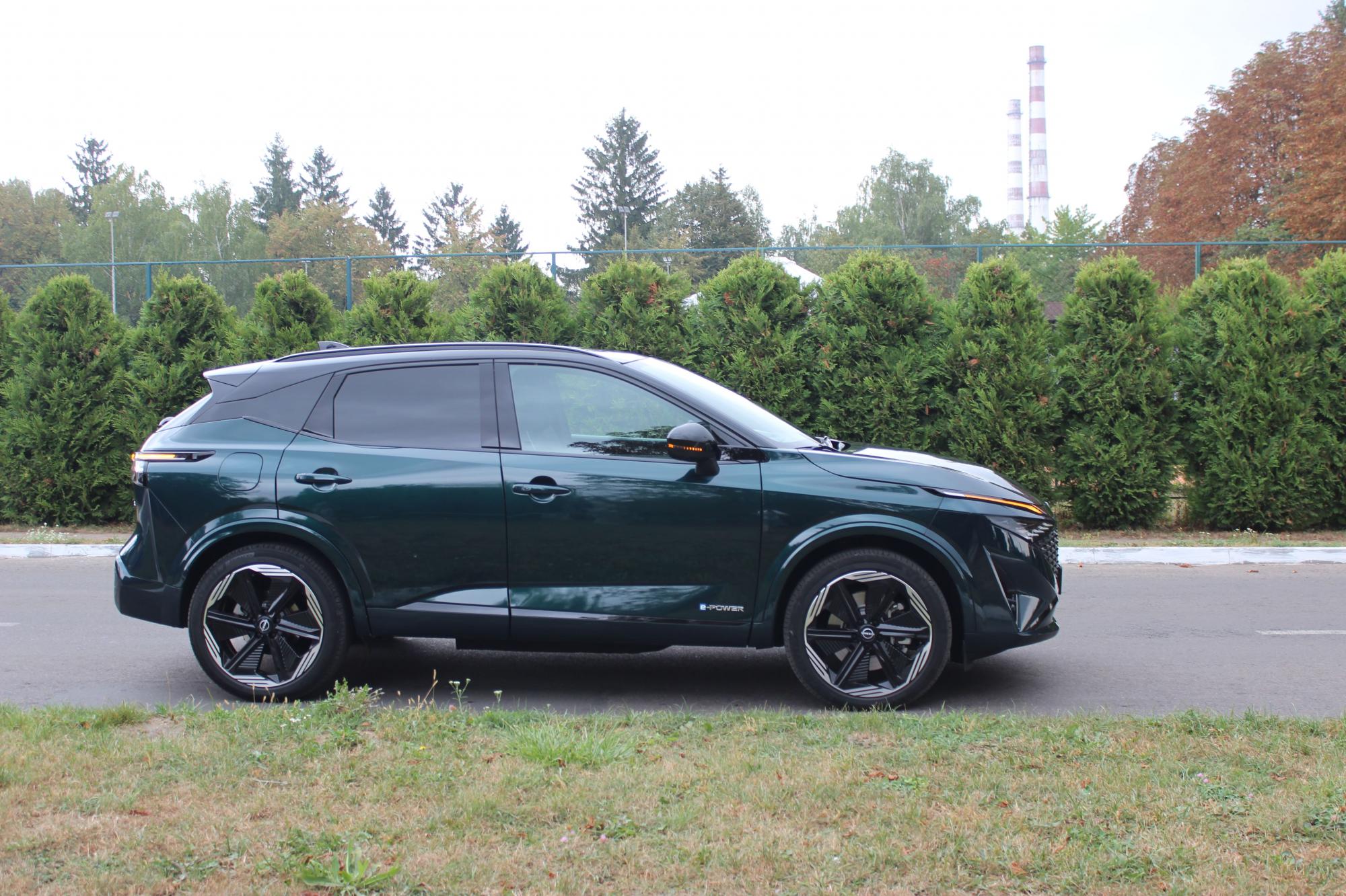 Тест-драйв Nissan Qashqai: переваги та недоліки оновленого гібридного кросовера