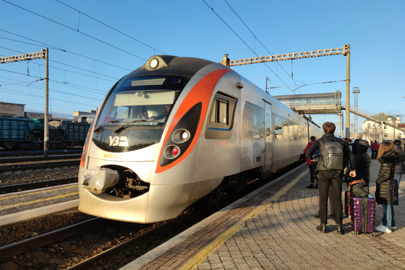 Масштабні виклики. Чи витримає "УЗ" новий блекаут та що треба знати пасажирам