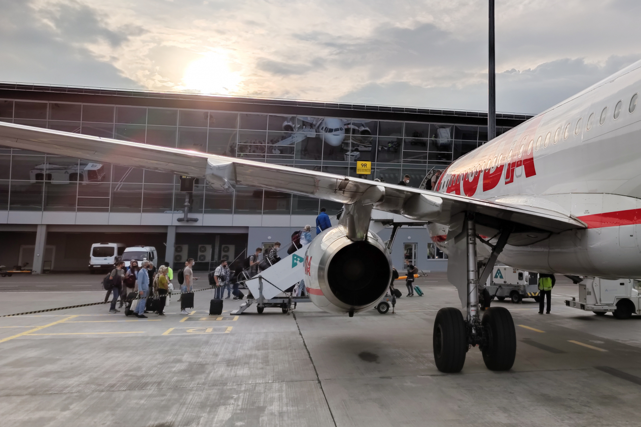 Рік найважчих випробувань. Як війна змінила українську цивільну авіацію