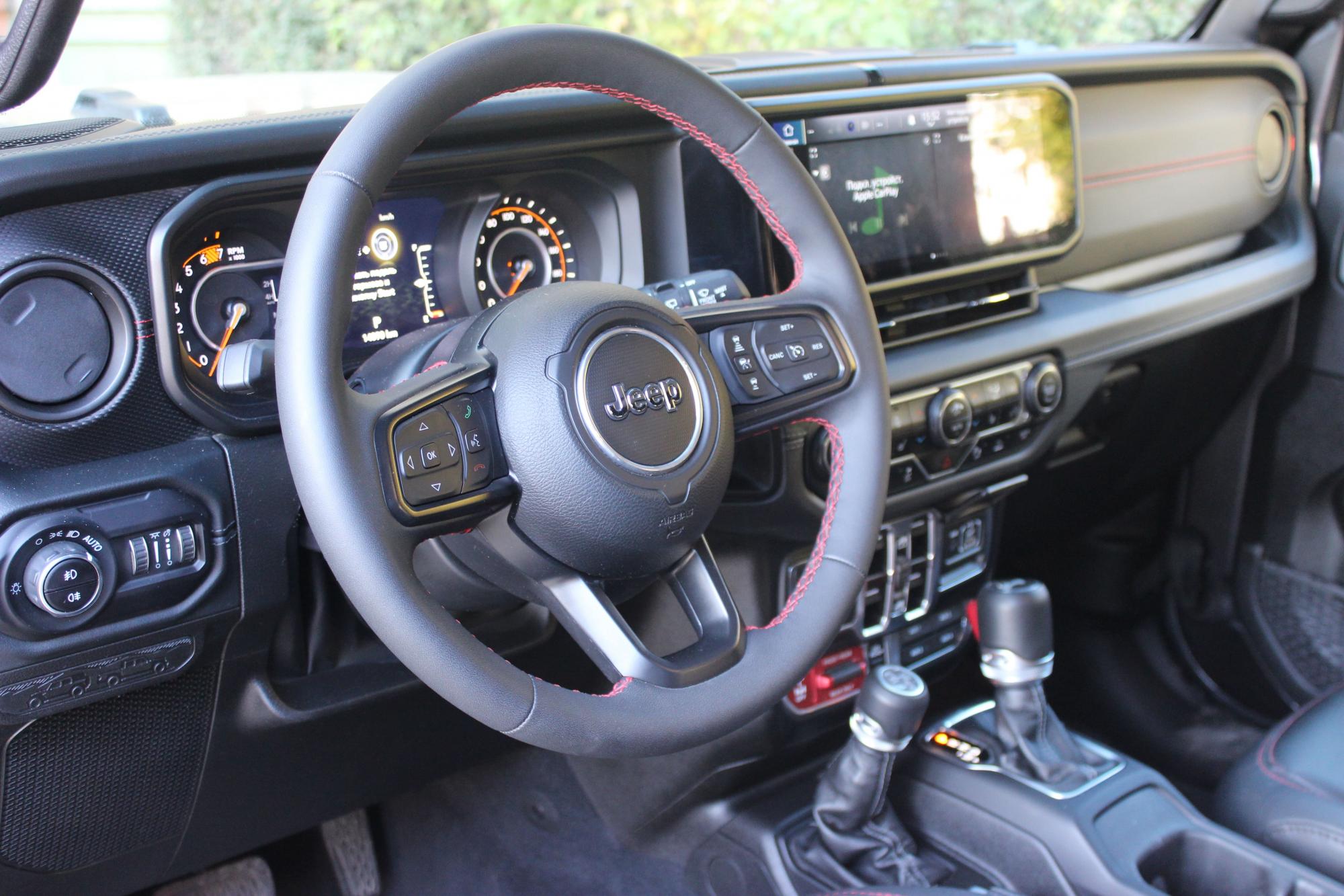 Тест-драйв Jeep Wrangler: переваги та недоліки рамного позашляховика