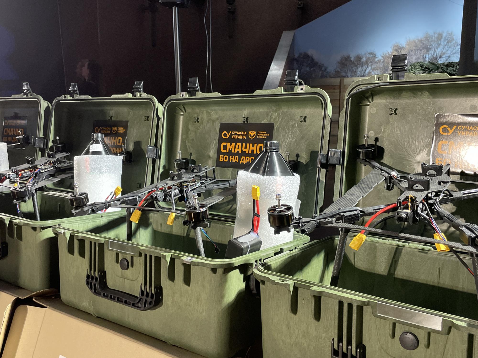 "Смачно, бо на дрони!" Військові ГУР отримали допомогу від українських ресторанів