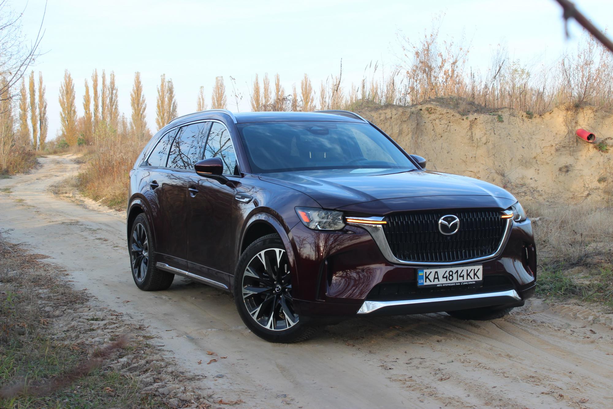 Тест-драйв Mazda CX-90: переваги та недоліки семимісного кросовера
