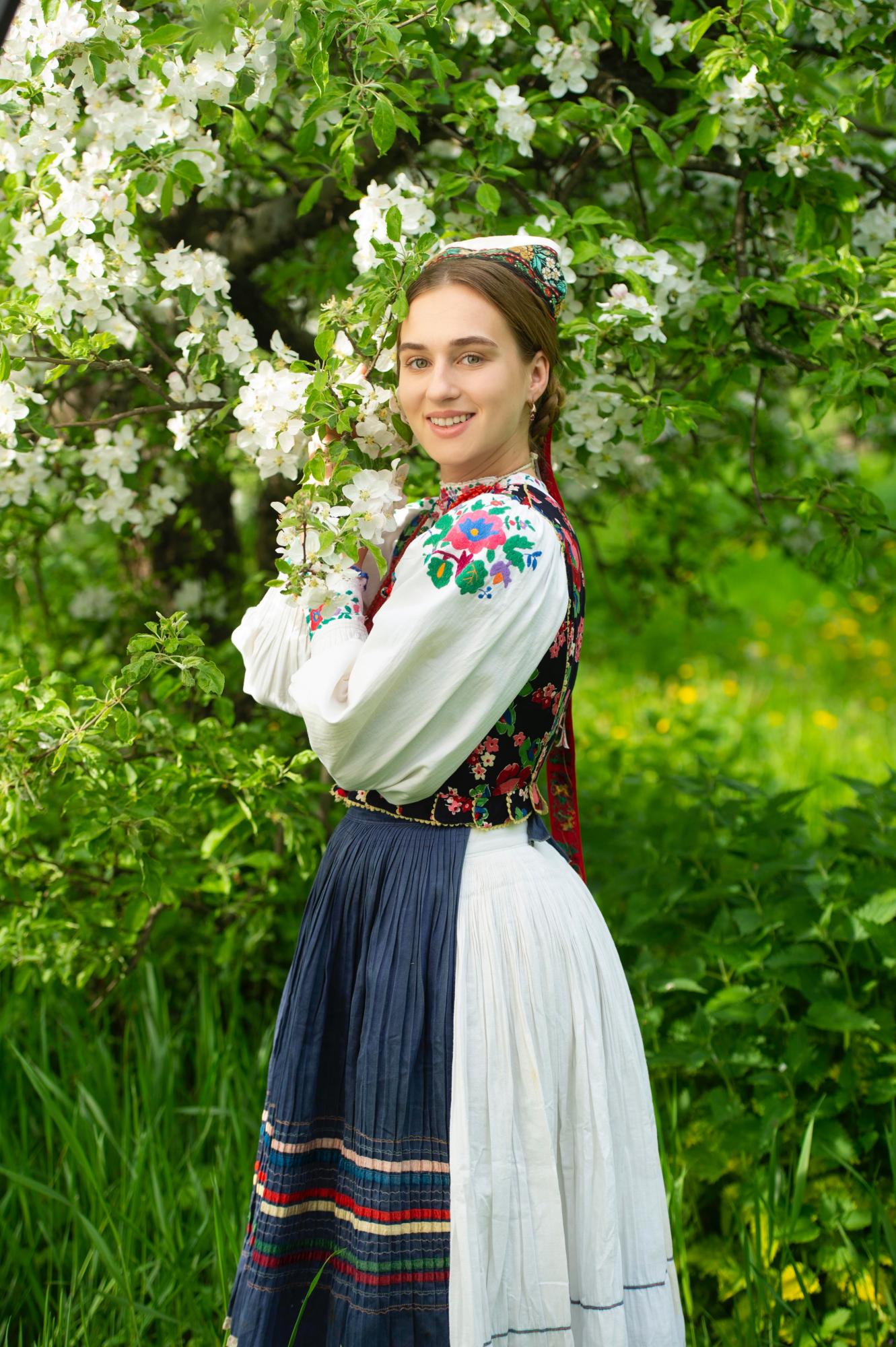 Звезды поздравили украинцев с Днем вышиванки: это наш генетический код, символ и гордость