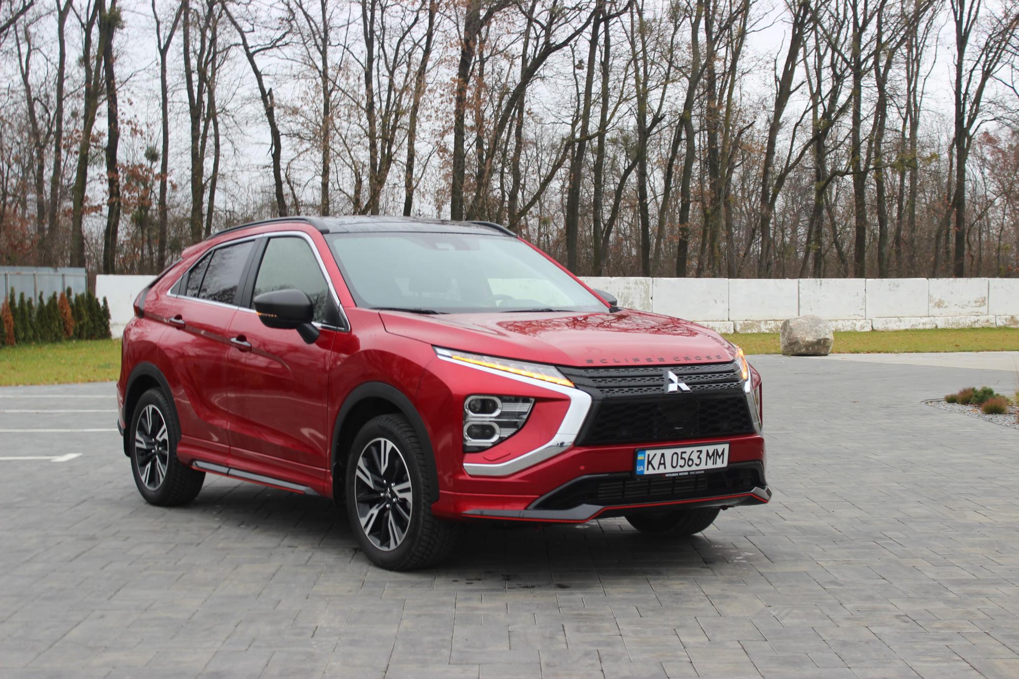 Тест-драйв Mitsubishi Eclipse Cross: переваги та недоліки купеподібного кросовера
