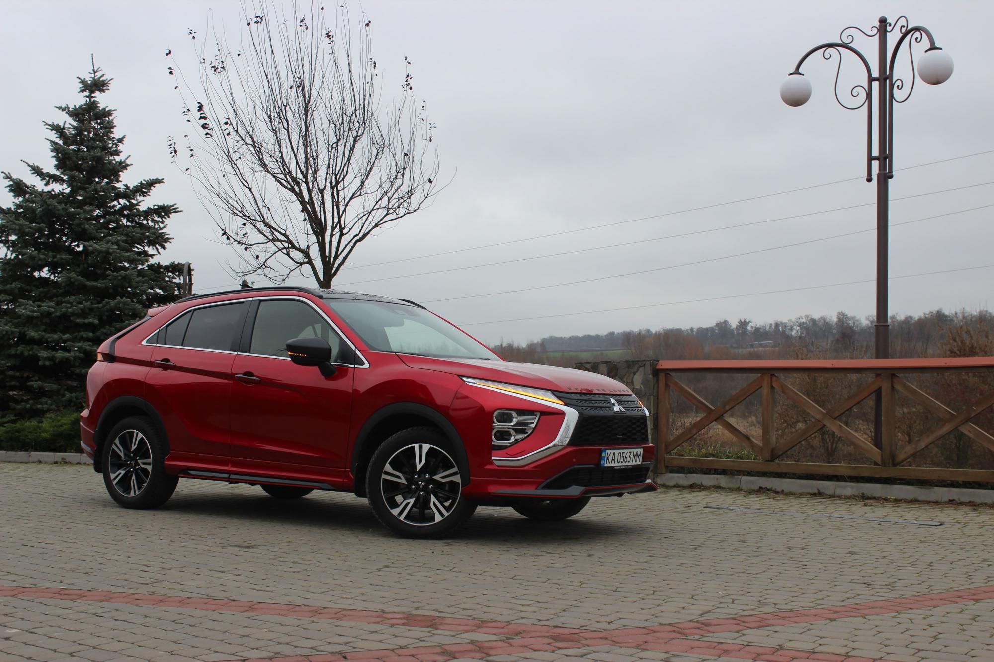 Тест-драйв Mitsubishi Eclipse Cross: переваги та недоліки купеподібного кросовера